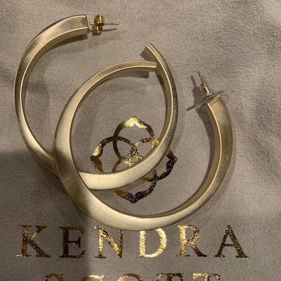 Kendra Scott Avi hoop earrings gold